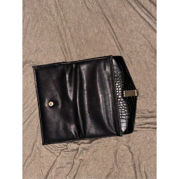 Nice Kenneth Cole Reaction croc style leather wallet in black Good Condition - Picture 5 of 6